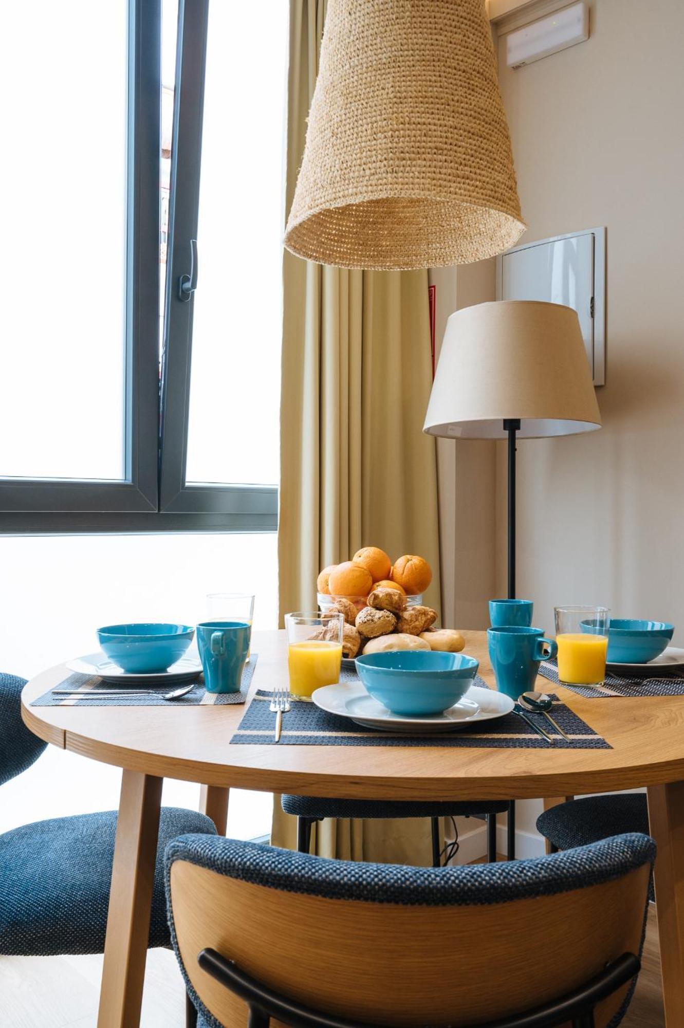 New Hostly Alameda Apartments Севиля Екстериор снимка