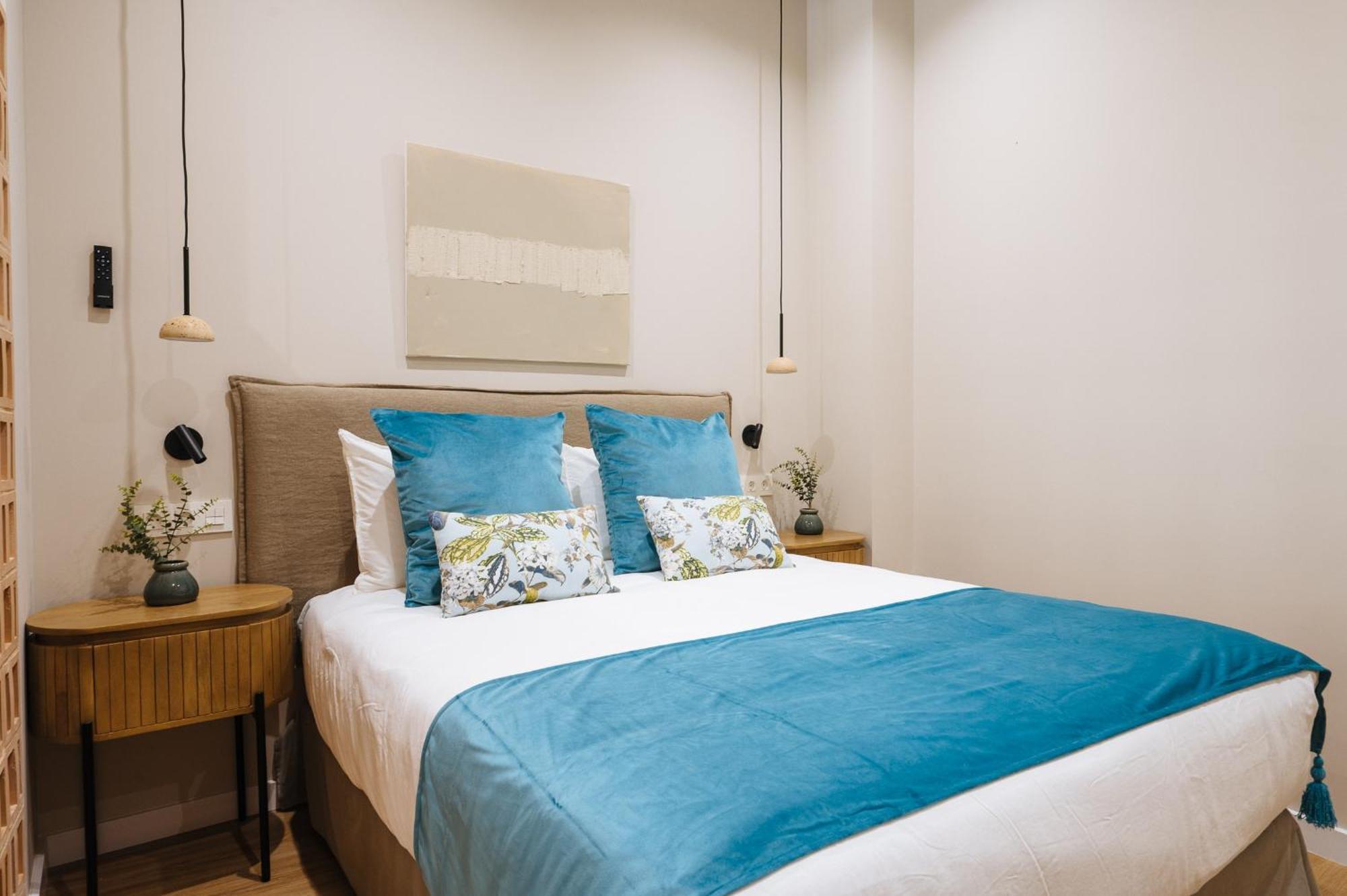 New Hostly Alameda Apartments Севиля Екстериор снимка