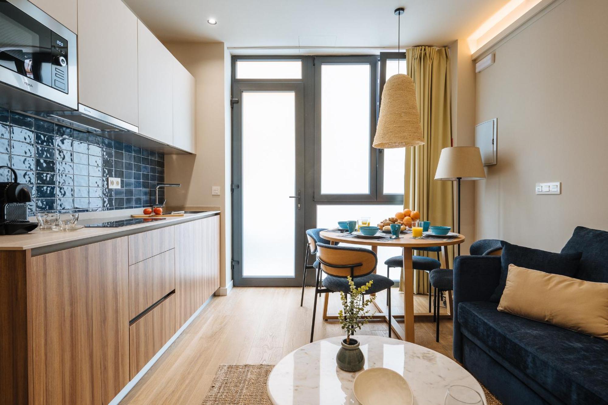 New Hostly Alameda Apartments Севиля Екстериор снимка