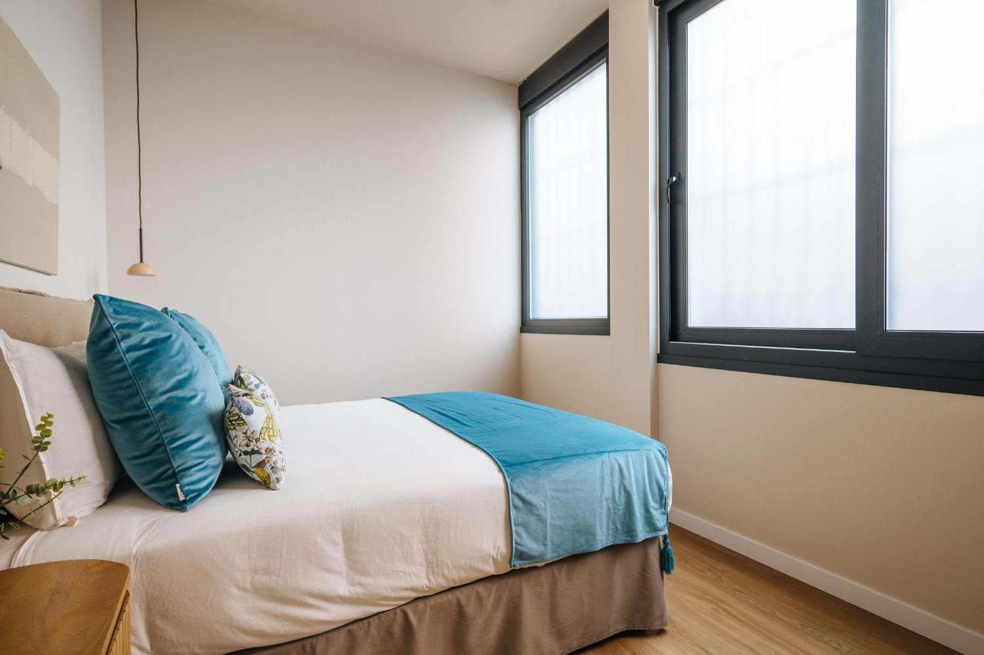 New Hostly Alameda Apartments Севиля Екстериор снимка