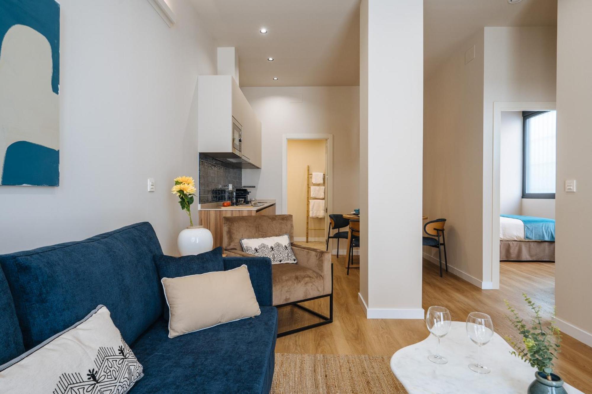 New Hostly Alameda Apartments Севиля Екстериор снимка
